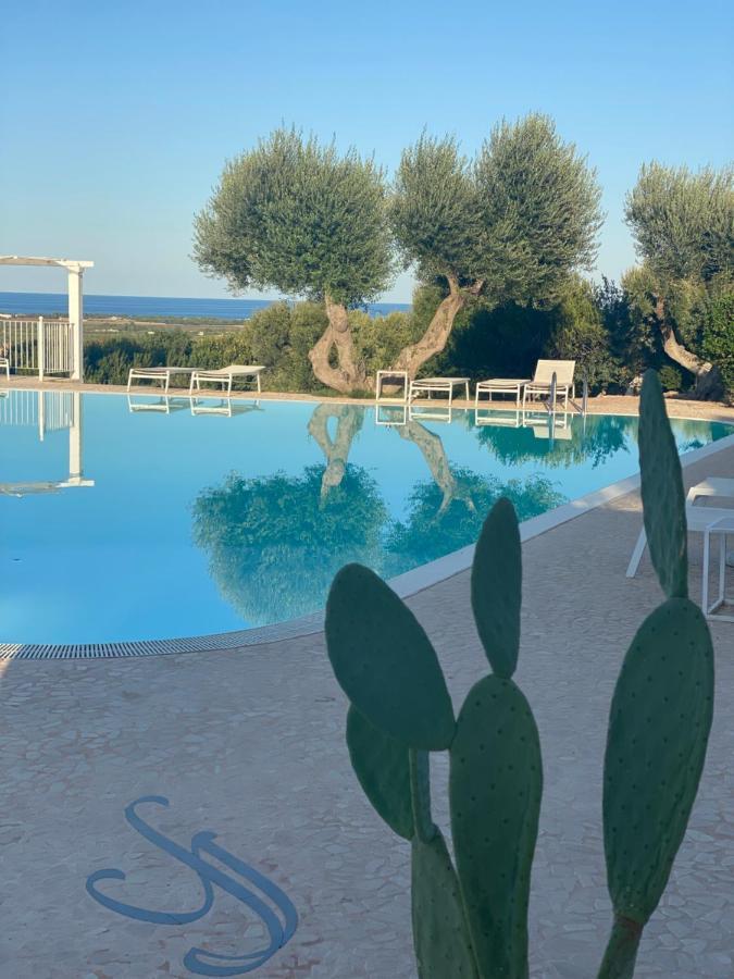 Corte Di Ferro Hotel & Wellness Resort Carovigno Kültér fotó